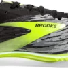 BROOKs QW-K V4 Sprint Spike