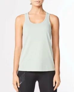 2XU Women's Aero Singlet In Mineral