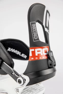 NITRO SNBD/ L1 OUTERWEAR Nitro Rambler Snowboard Binding 2023 -Gearwest shop 836446 007 Rambler Raw Detail 7 1334x2000 4a0a176e e615 4a01 ba24 5be00c7c4540